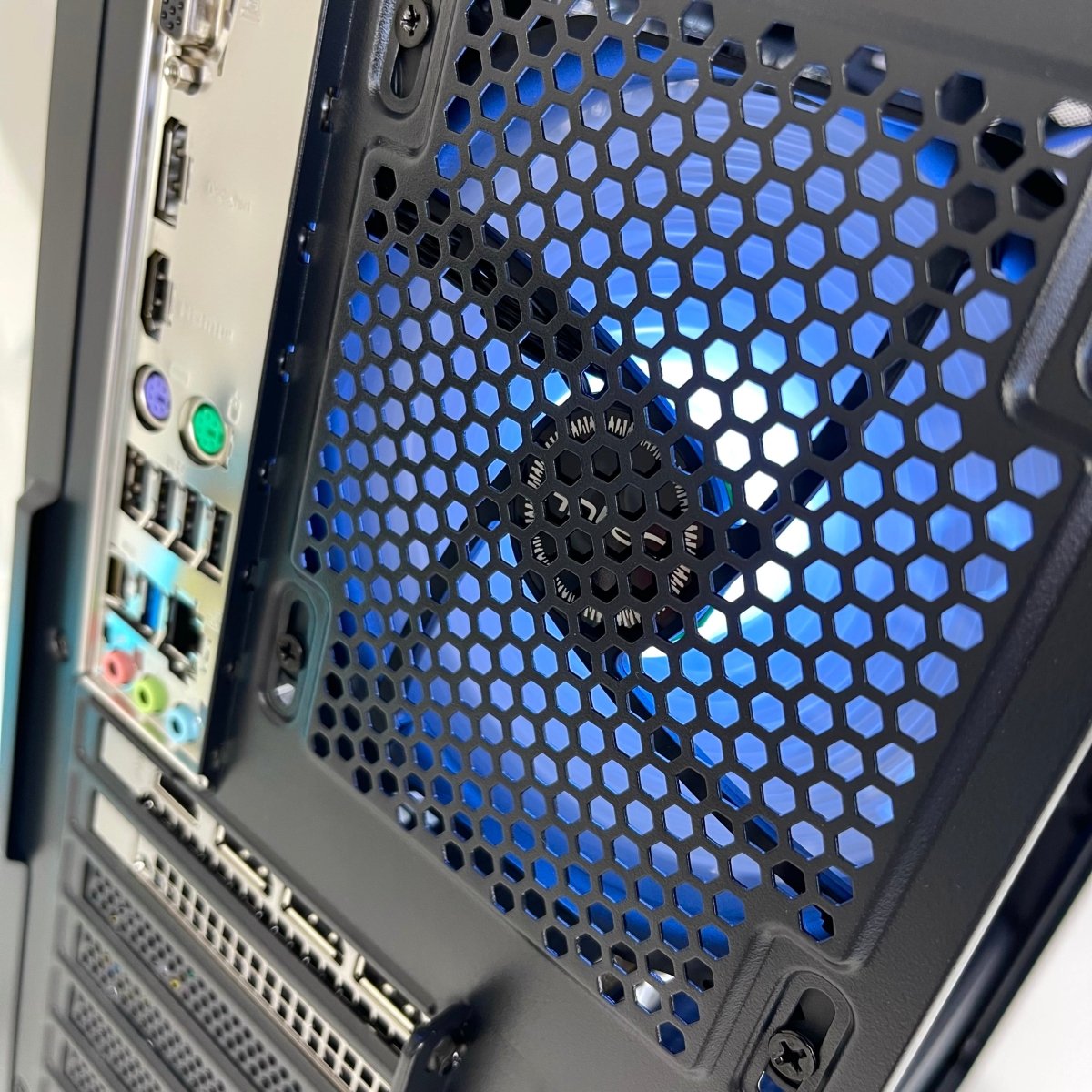 IGaming Ryzen 5 7600 | RTX 4060-4070 Super | 32GB DDR5 | AX81 Ultra