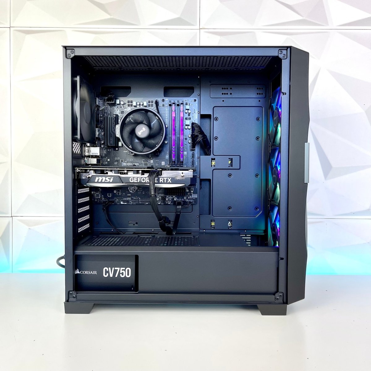 IGaming Ryzen 5 5600 | RTX 4070S/4070 Ti super | Apex DF700