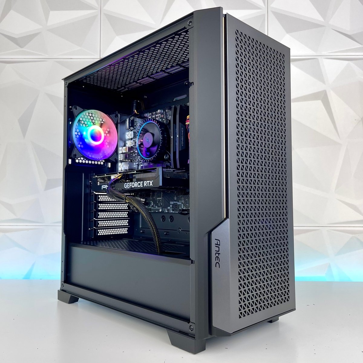 IGaming Core i5/i7 12700F | RTX 4060/4070 super/4070 ti super | 32GB DDR5 | P20 Blaze