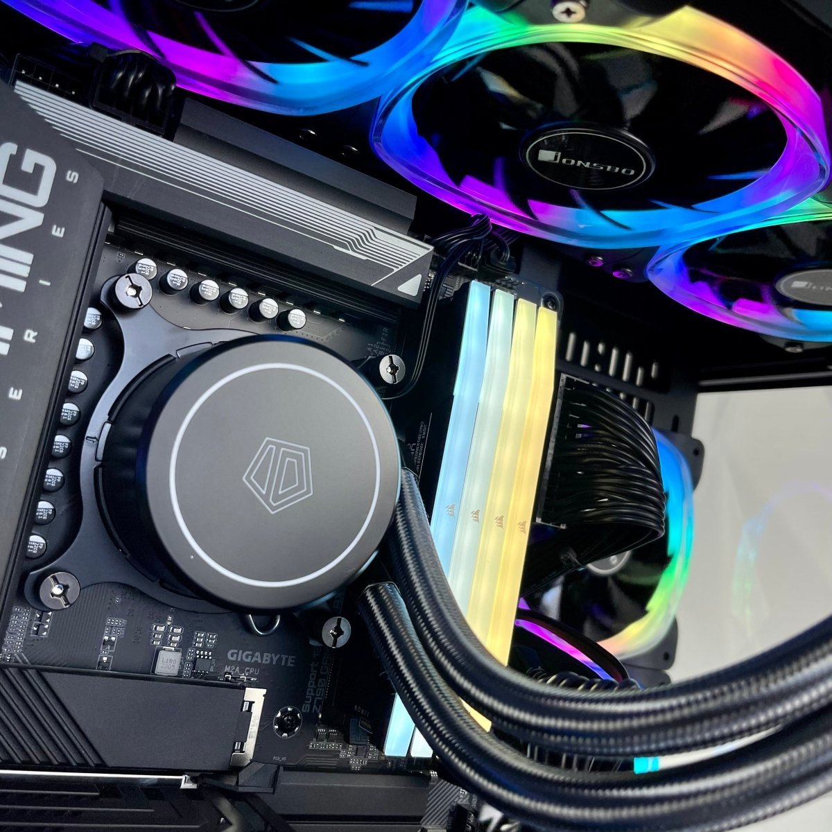 IGaming Ryzen 7/9 7900X | RTX 4080-4090 | DDR5 Ram | Hyte 60 Pro Black