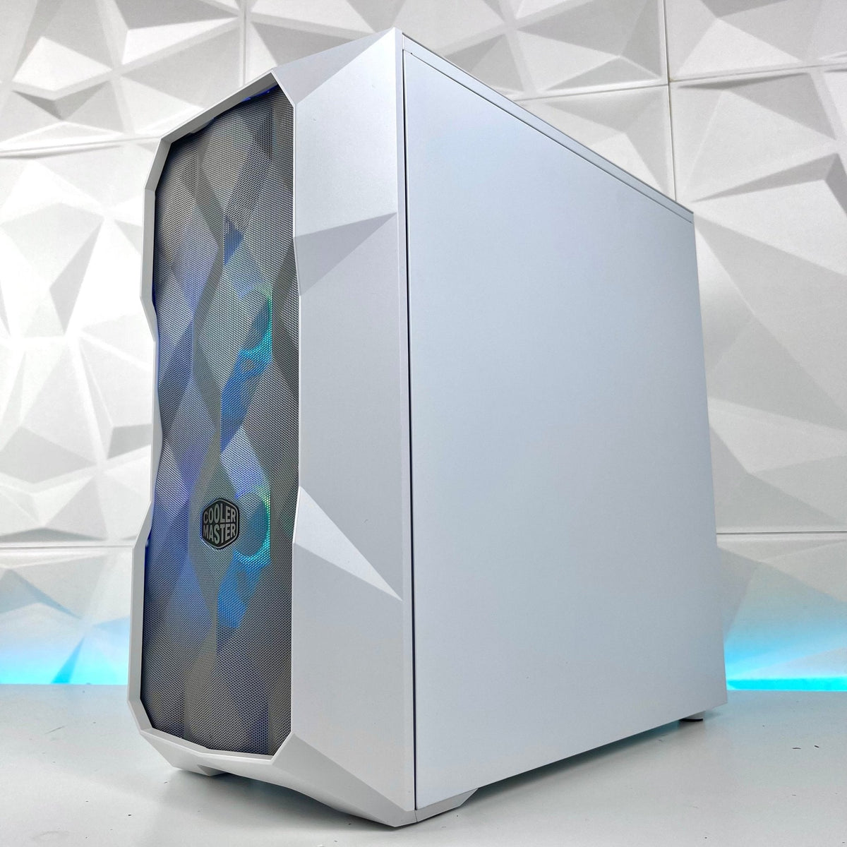 IGaming Ryzen 5 5600 | RTX 4060/4060 Ti | Crystal Ice