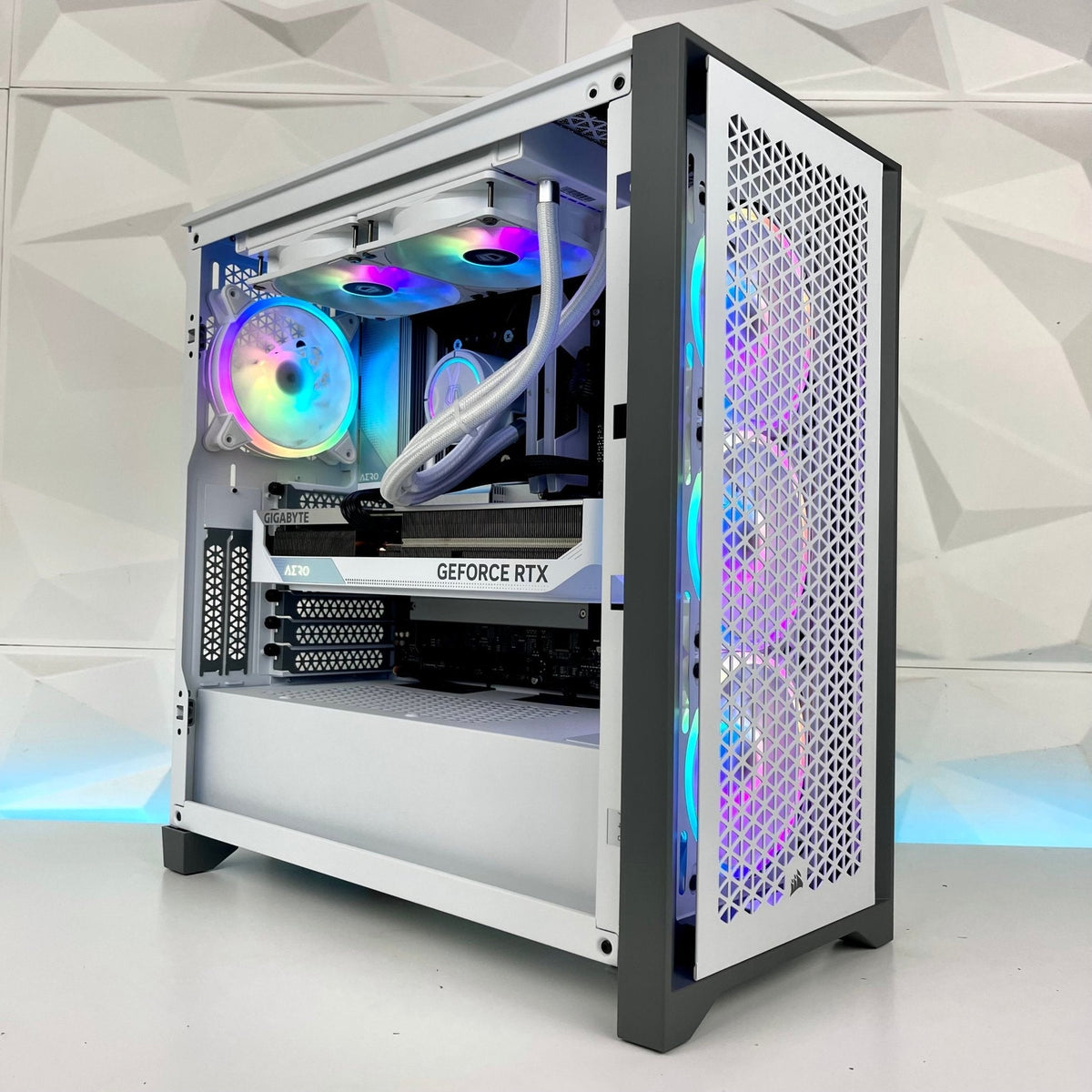 IGaming Ryzen 7 7700x | RTX 4070 Ti | 32GB DDR5 ArcticBlaze 4000D