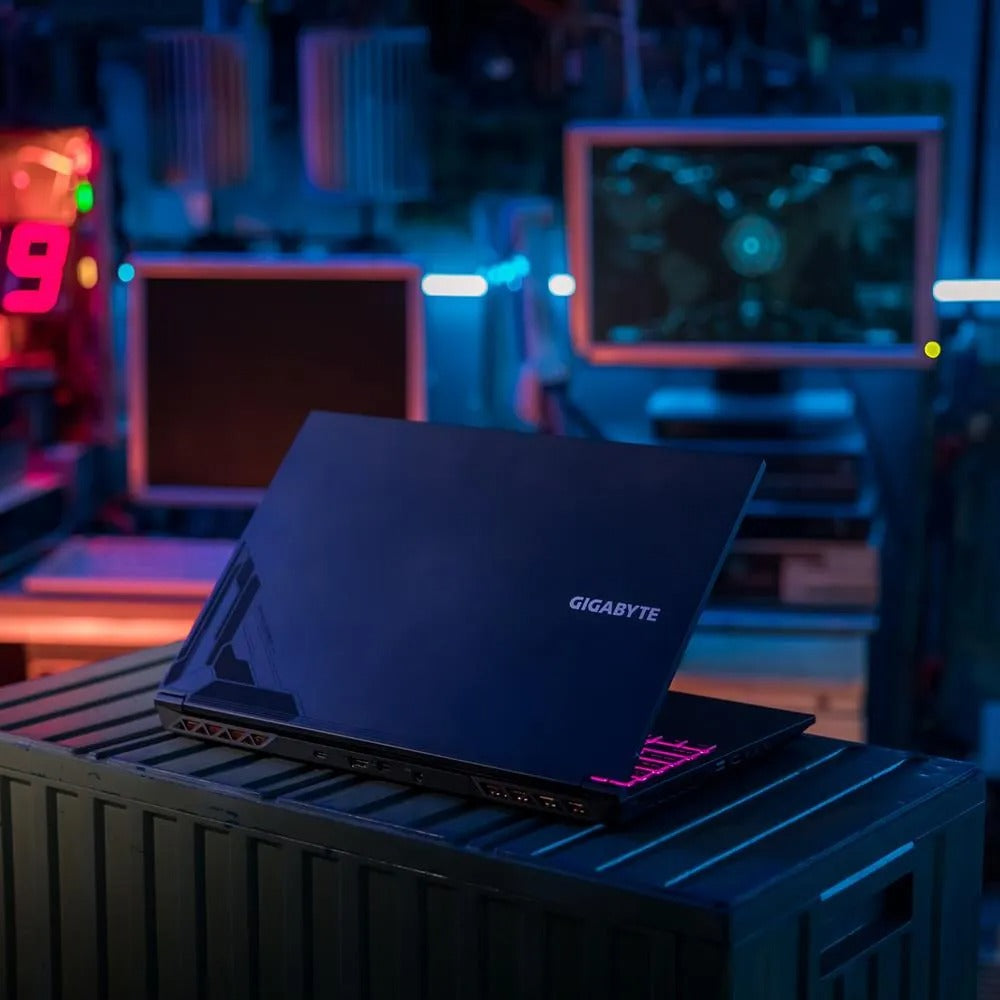 Gigabyte G5 KF5-G3MY383SH Gaming Laptop | 15.6" (1920x1080) 144HZ FHD | i7-12650H 4.7GHz | 8GB RAM (Max 64GB) | 512GB SSD | GeForce RTX 4060 | 15-Color Illuminated Full Size Keyboard w/ NumPad | Windows 11 Home | Gigabyte GBP57S Gaming Backpack