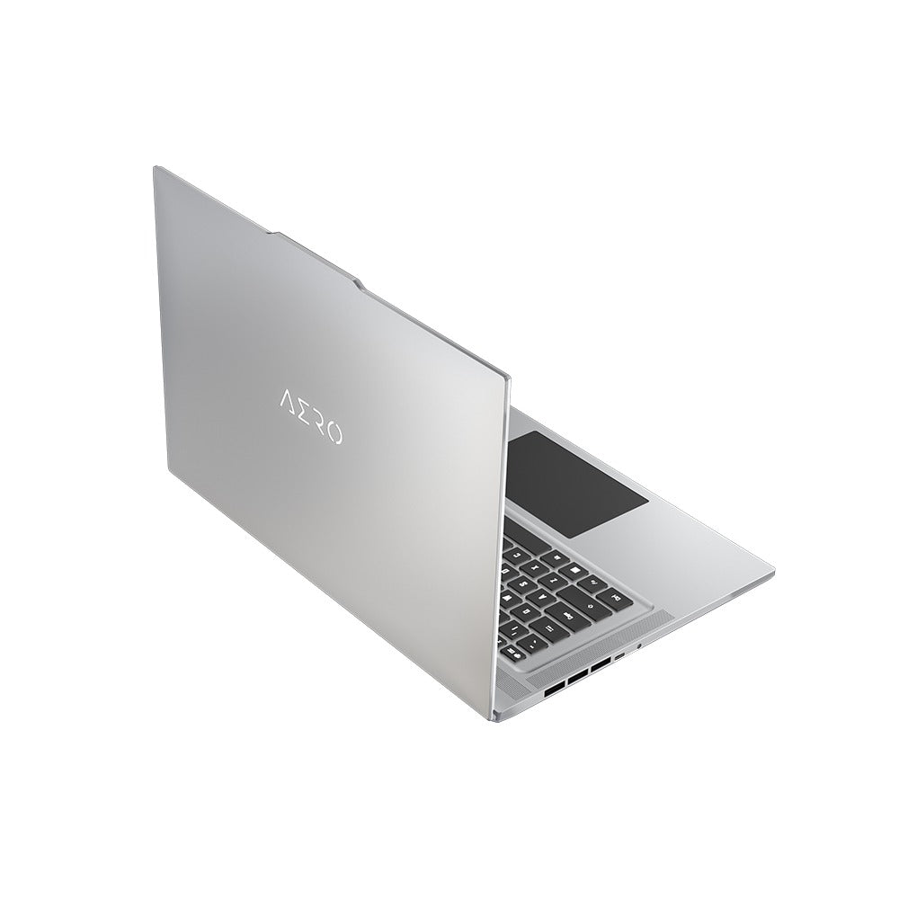 Gigabyte Aero 16 XE5-73PH934AH Gaming Laptop (Silver) | 16” UHD (3840x2400) | i7-12700H | 16GB DDR5 | 1TB SSD | RTX 3070Ti | Windows 11 Home | Aero Backpack | Aorus M4 Mouse | Aorus H1 Headset