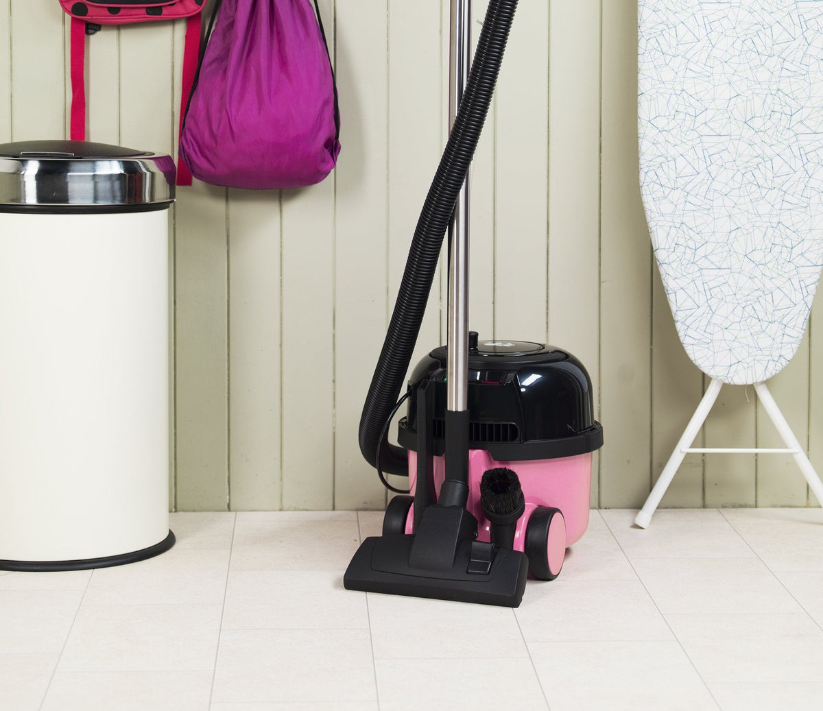 Henry Hetty HET160 Bagged Cylinder Vacuum, 620 W, 6 Litres, Pink