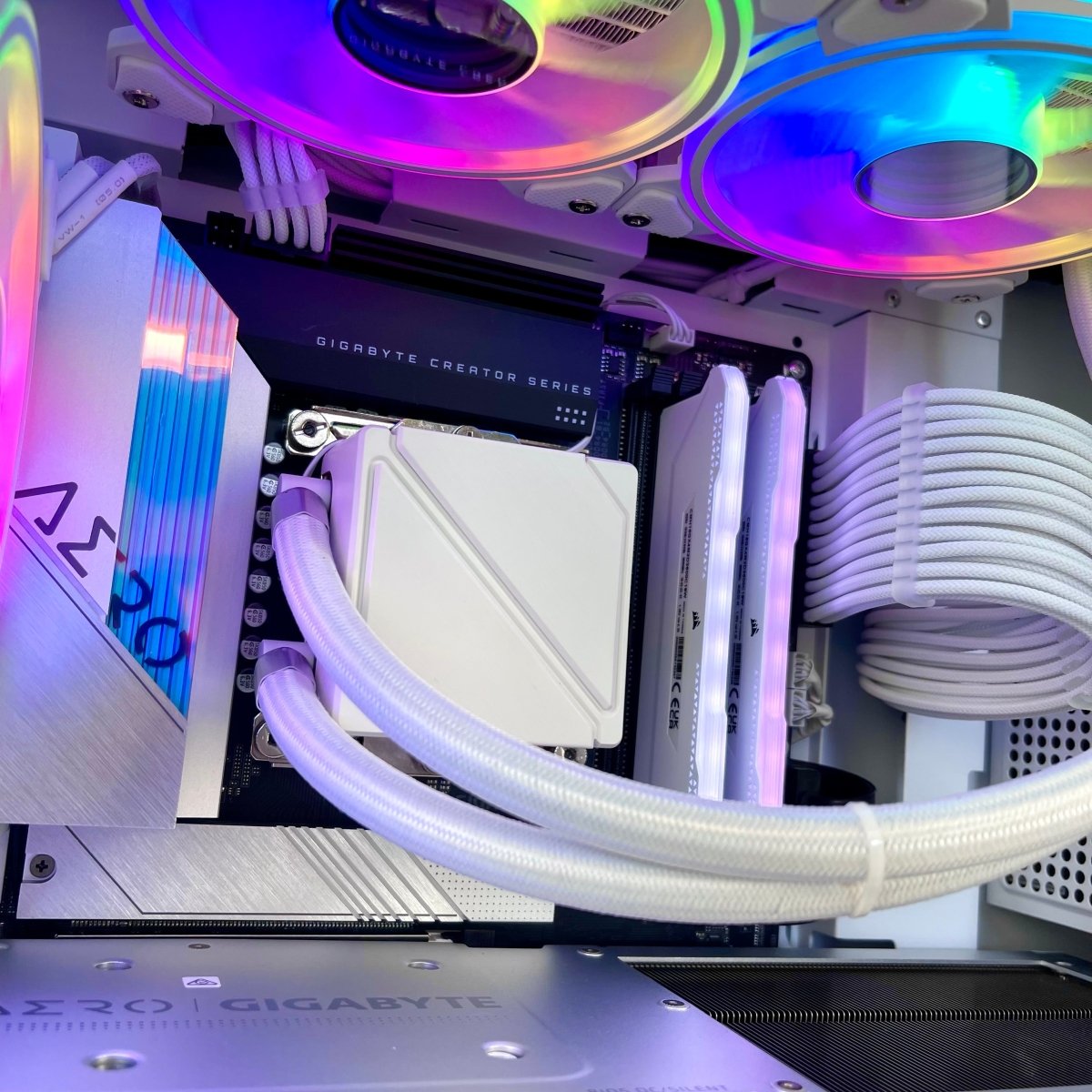 IGaming Intel Core i5/i7| RTX 4060-4070 Ti | 32GB DDR5 Stormtrooper