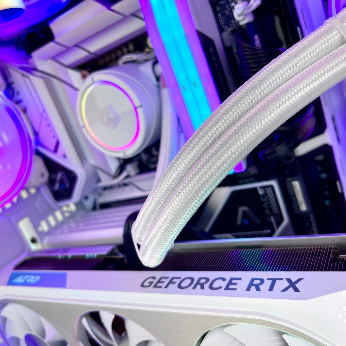 IGaming Intel Core i5/i7 14700KF | RTX 4060-4080 | Hyte Alliance