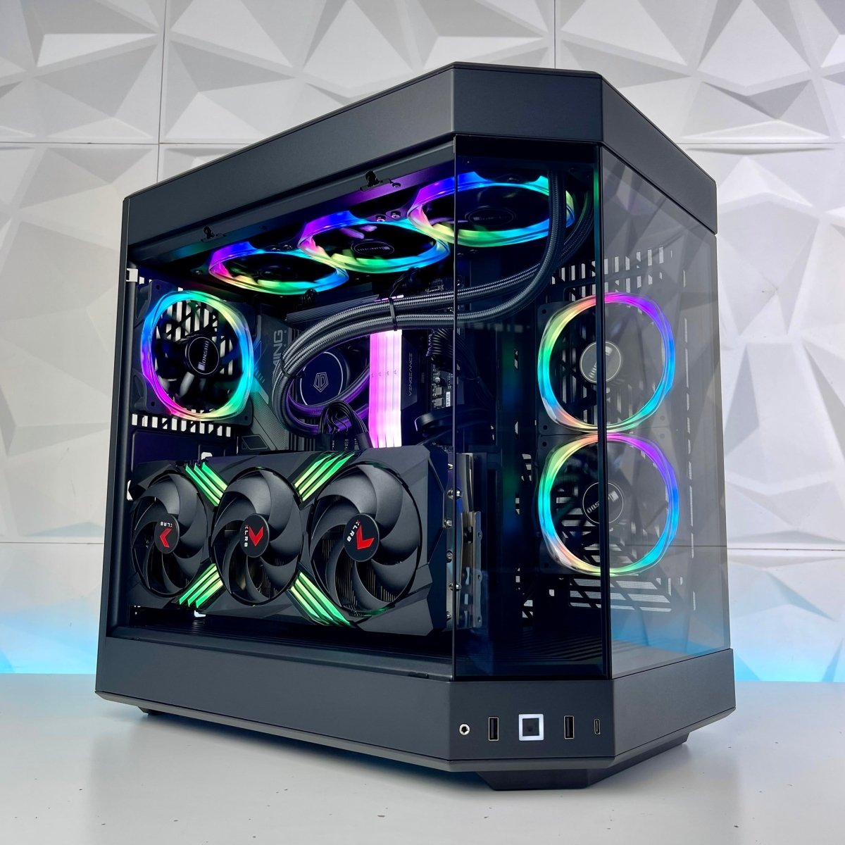 IGaming Core i7/i9 14900KF | RTX 4080-4090 | DDR5 Ram | Hyte 60 Pro Black