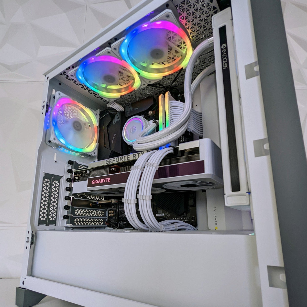IGaming Ryzen 7 7700x | RTX 4070/4070 Ti | 32GB DDR5 Pearl Predator