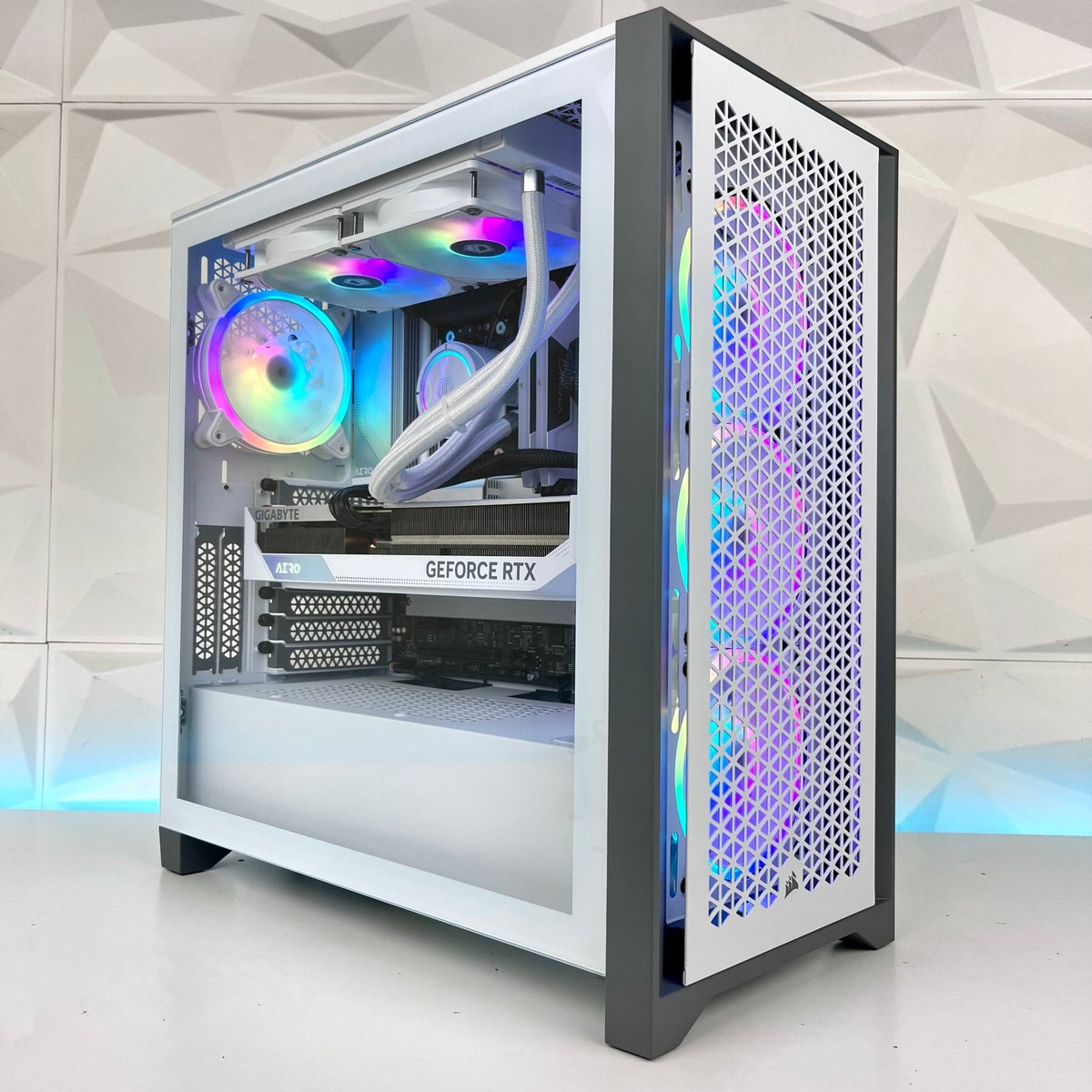 IGaming Ryzen 7 7700x | RTX 4070 Ti | 32GB DDR5 ArcticBlaze 4000D