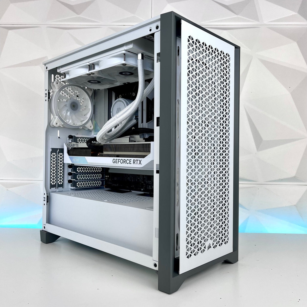 IGaming Ryzen 7 7700x | RTX 4070 Ti | 32GB DDR5 ArcticBlaze 4000D