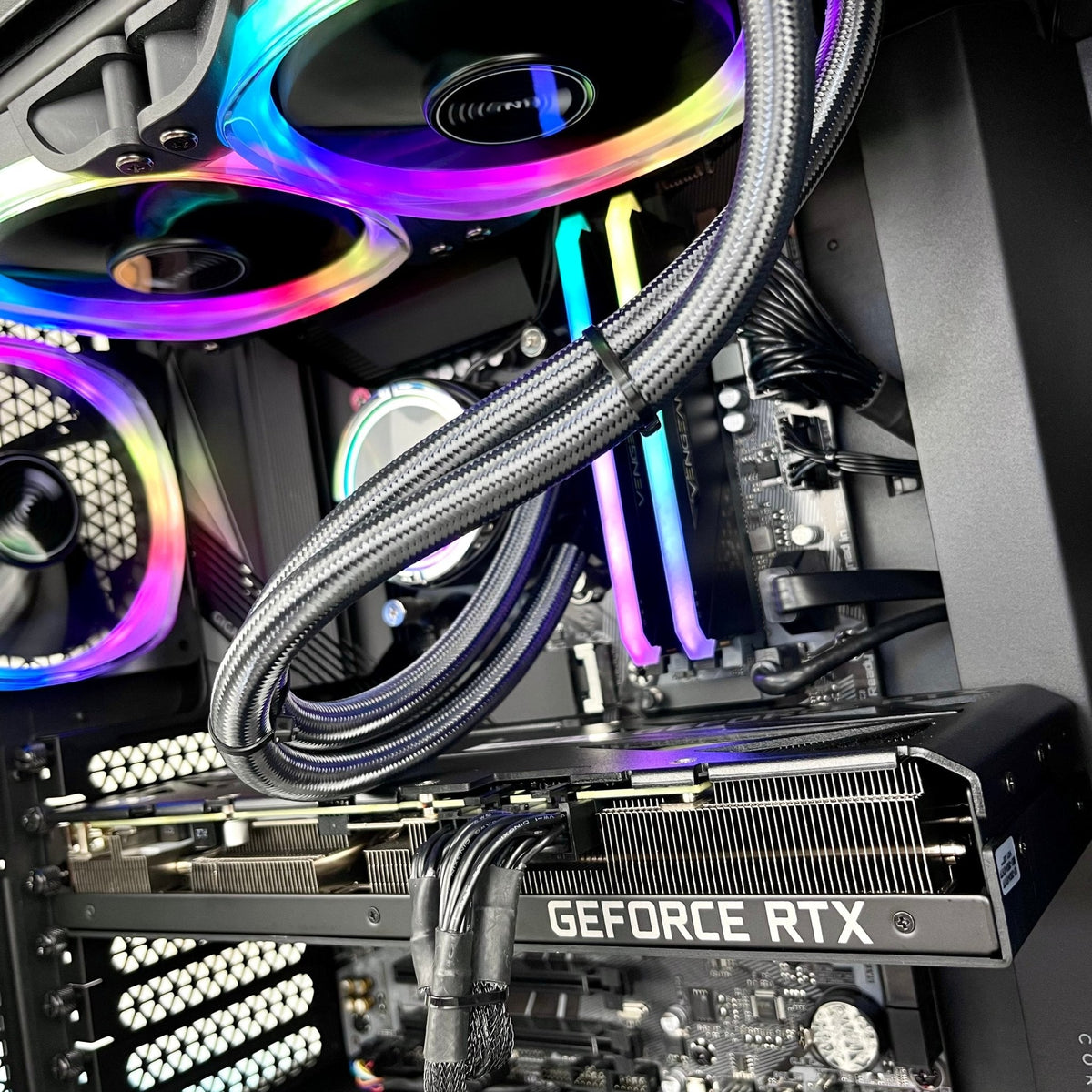 IGaming Intel Core i7 | RTX 4060Ti-4080 | 32GB DDR5 Phantom